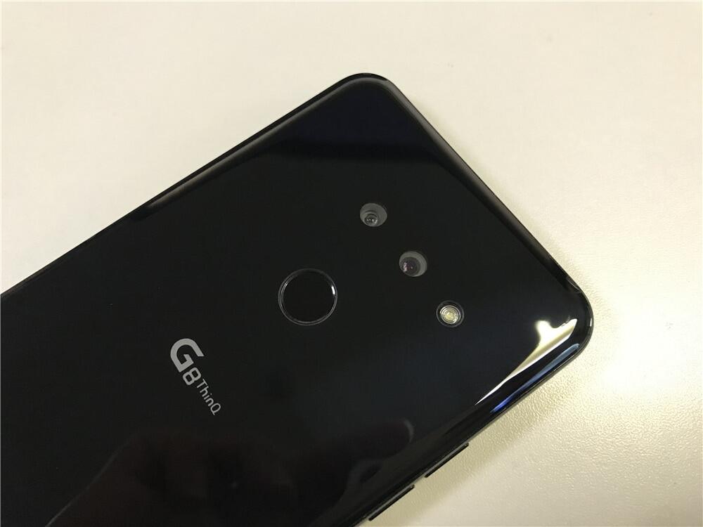 LG G8 ThinQ 6,1 inci Octa Core 6GB RAM 128GB ROM LTE 4G 16MP Kamera Belakang Ganda 1440 x 3120 Android Ponsel Tidak Terkunci